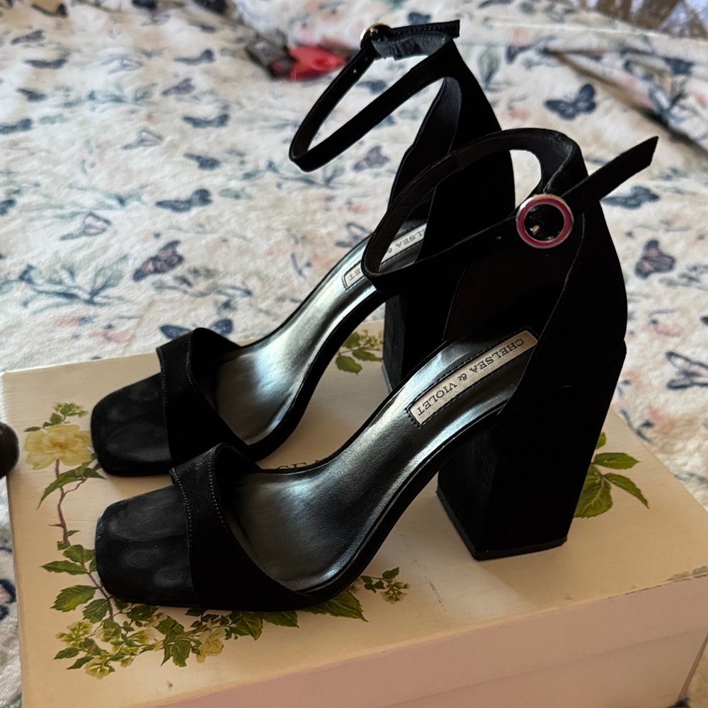 Chelsea Paris Black Ankle Strap Heels
